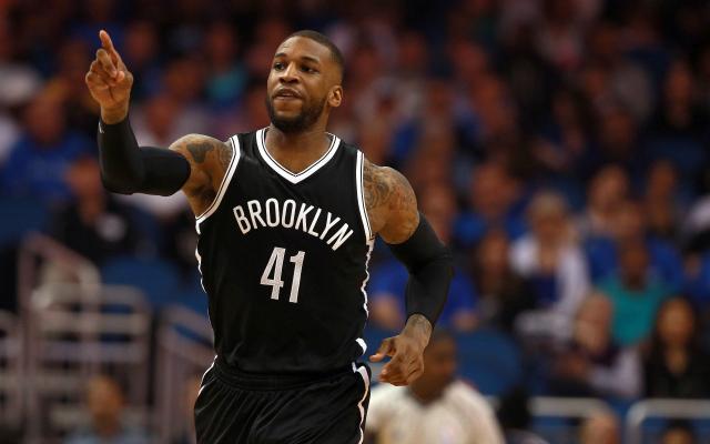 体育官方：诺伊尔完成伤后首训